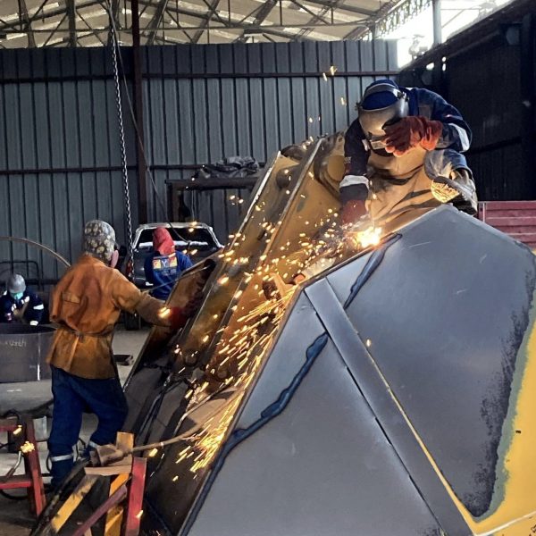 Fabricacion de componentes para maquianria pesada